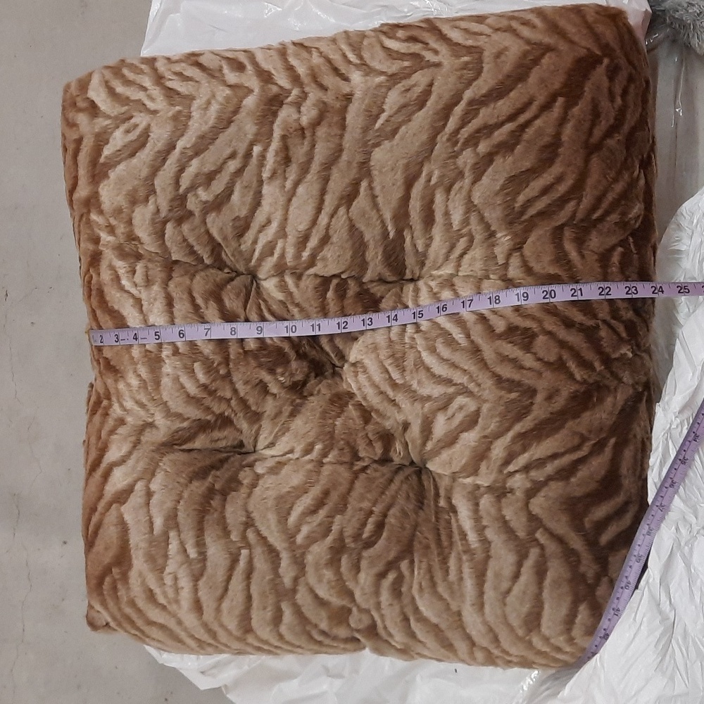 NWT AUTHENTIC BOMBAY & CO SEXY BROWN ZEBRA FAUX FUR LARGE FLOOR CUSHION MASSIVE!